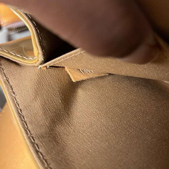 Louis Vuitton Vernis Biscayne Bay PM handbag - Picture 11 of 14